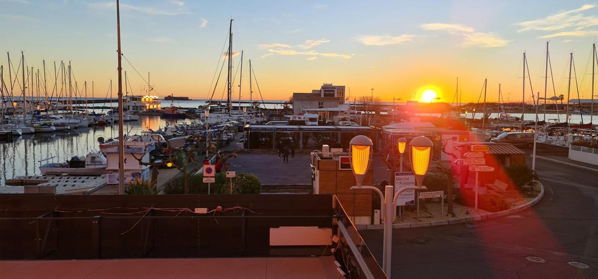Residence De Standing La Pecherie Spacieux T3 Comme Un Cocon Familial Vue Mer Et Sur L'Avant Port Sur Le Bout Du Bout De Cap D'Agde Seule Cap En Occitanie Екстер'єр фото