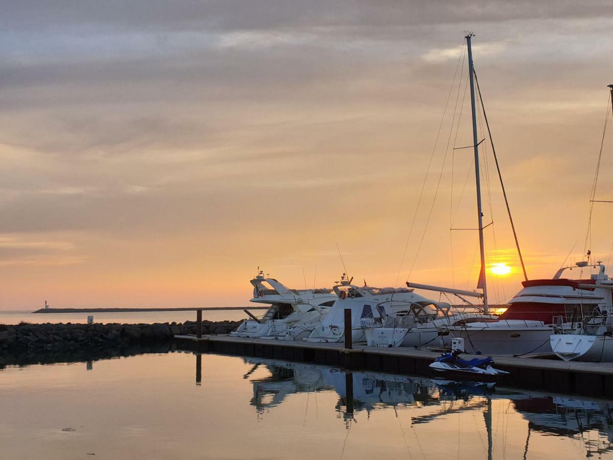 Residence De Standing La Pecherie Spacieux T3 Comme Un Cocon Familial Vue Mer Et Sur L'Avant Port Sur Le Bout Du Bout De Cap D'Agde Seule Cap En Occitanie Екстер'єр фото